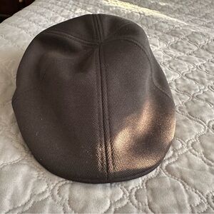 Zara Men’s Classic Black Drivers/Beret Cap